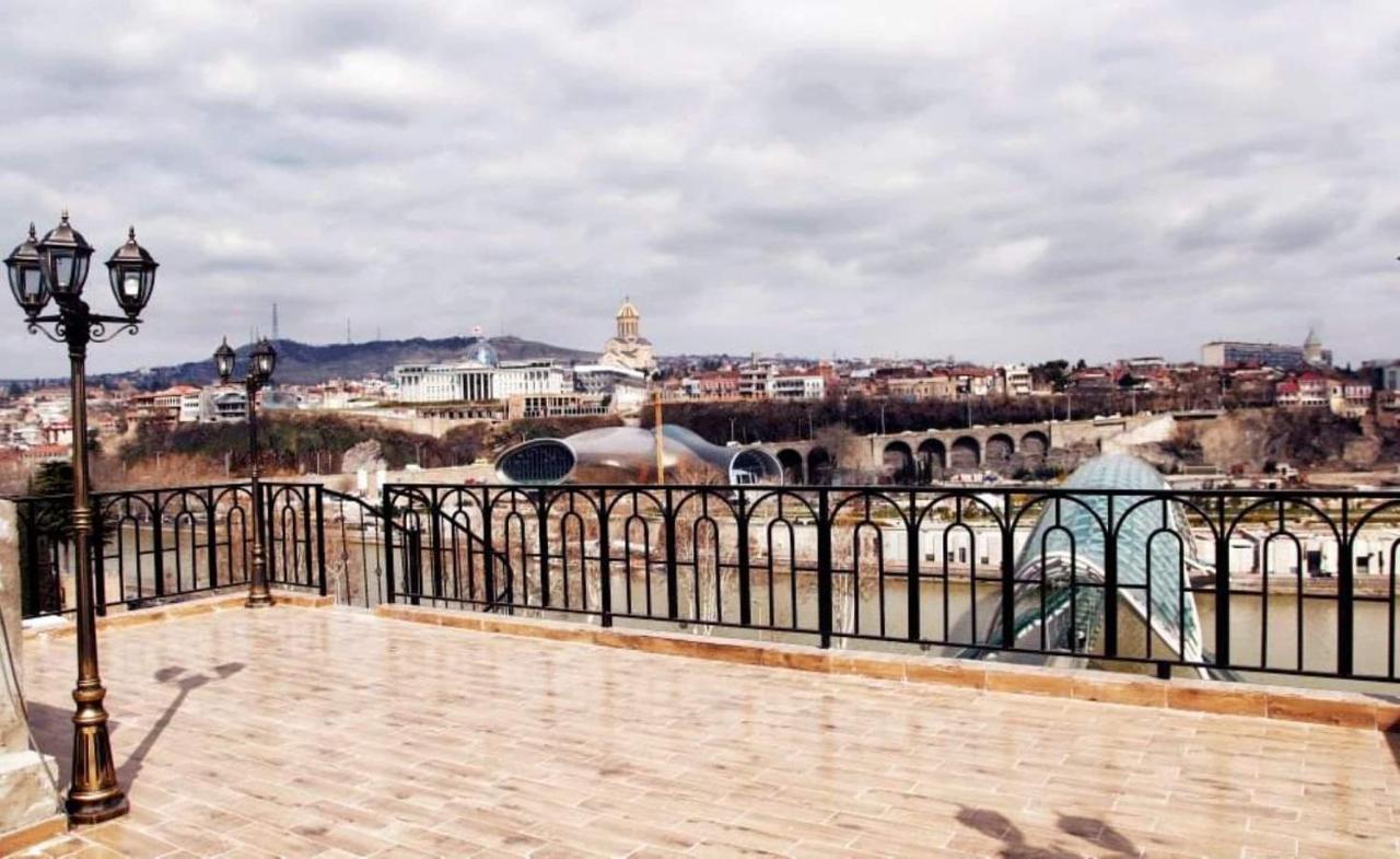 Barsuna Tiflis Exterior foto