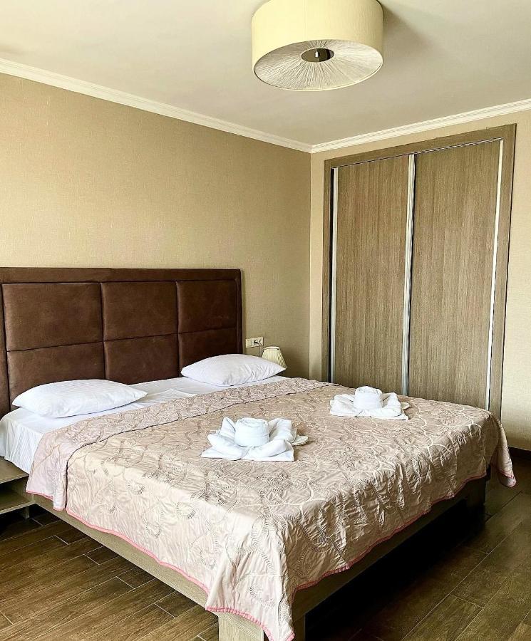 Barsuna Tiflis Exterior foto