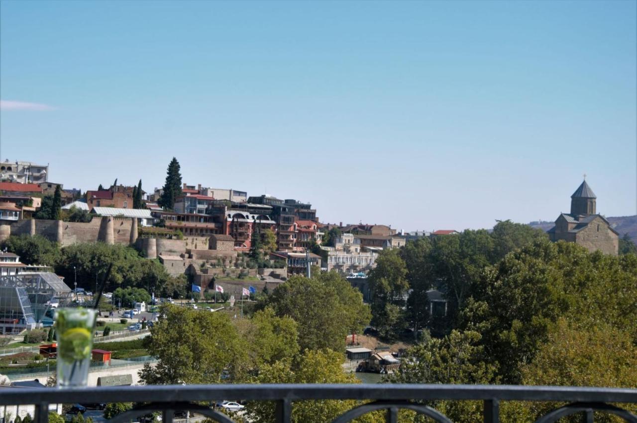 Barsuna Tiflis Exterior foto