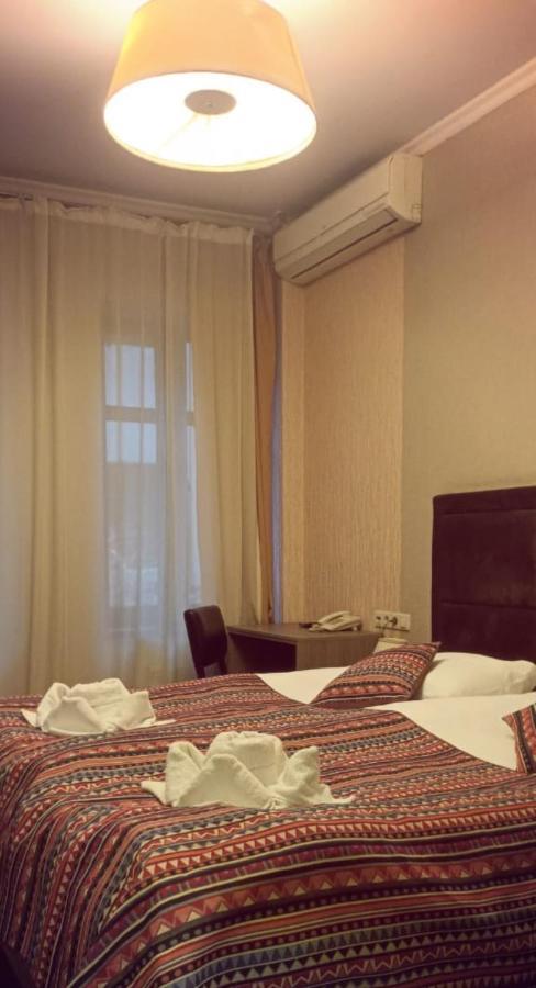 Barsuna Tiflis Exterior foto